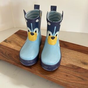 Bluey Rain Boots, toddle size 5.  These are darling and in good used condition.
